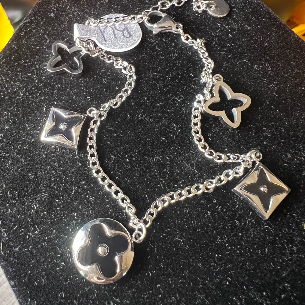 18kt gold white plated with clover charms